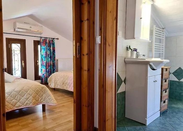 Villa Kostoula Karavómilosz